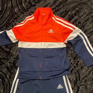 Adidas 3t track suit